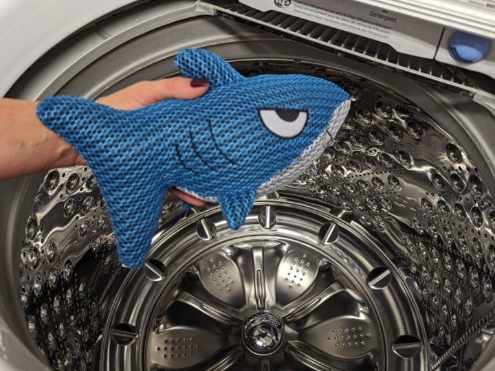 Hot Tub SERUM® Oil Absorbing Sponge - Sharky