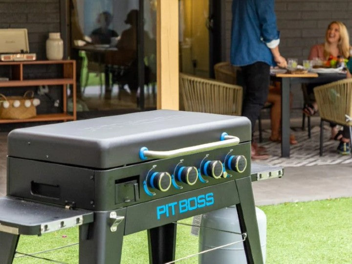 Pit Boss 4-Burner Ultimate Lift-Off Griddle