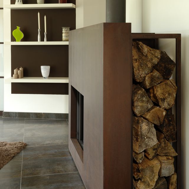 s[21]sf2 95 Wood Fireplace